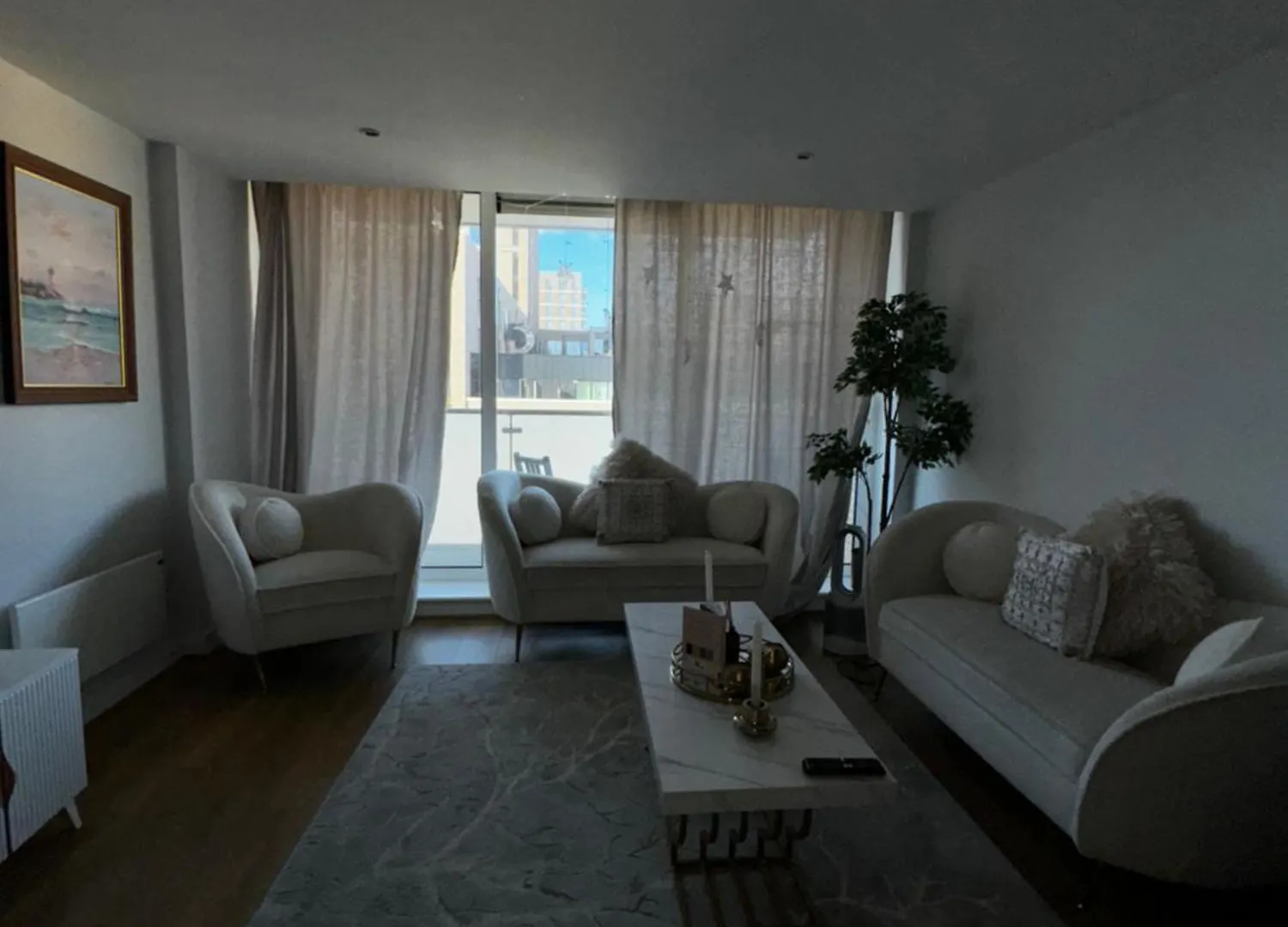 Апартаменты Entire Luxurious River Side 1 Bedroom Flat University East London Excel City Airport