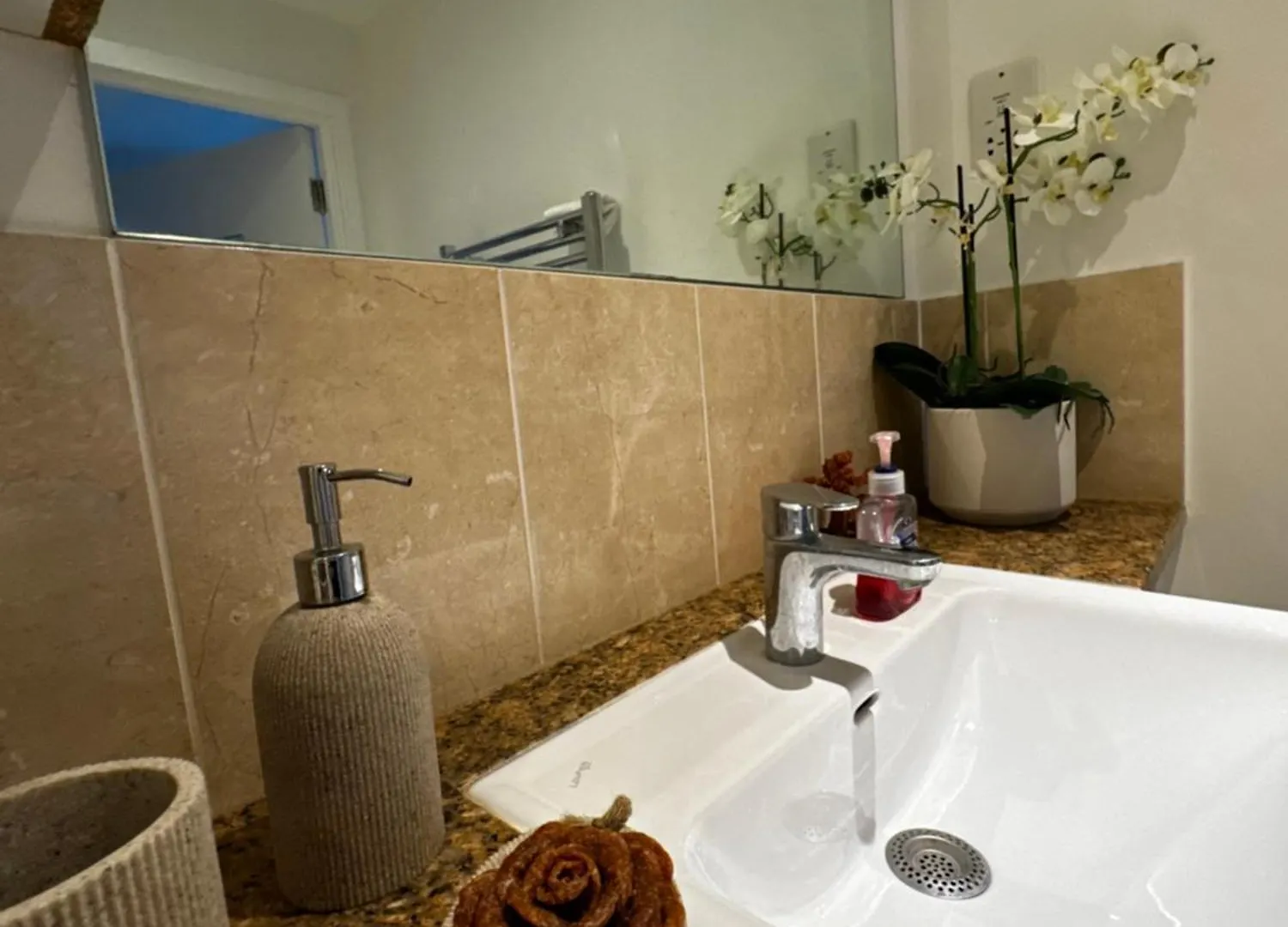 Entire Luxurious River Side 1 Bedroom Flat University East London Excel City Airport Апартаменты