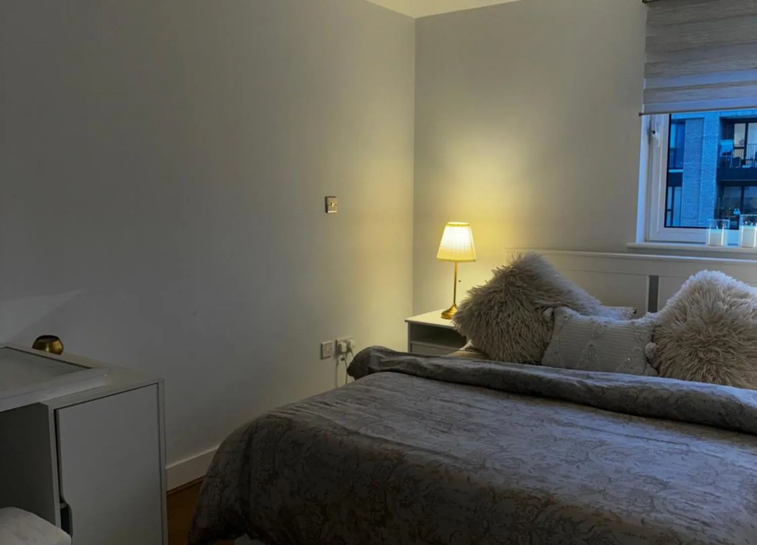 Entire Luxurious River Side 1 Bedroom Flat University East London Excel City Airport 0*,  Великобритания